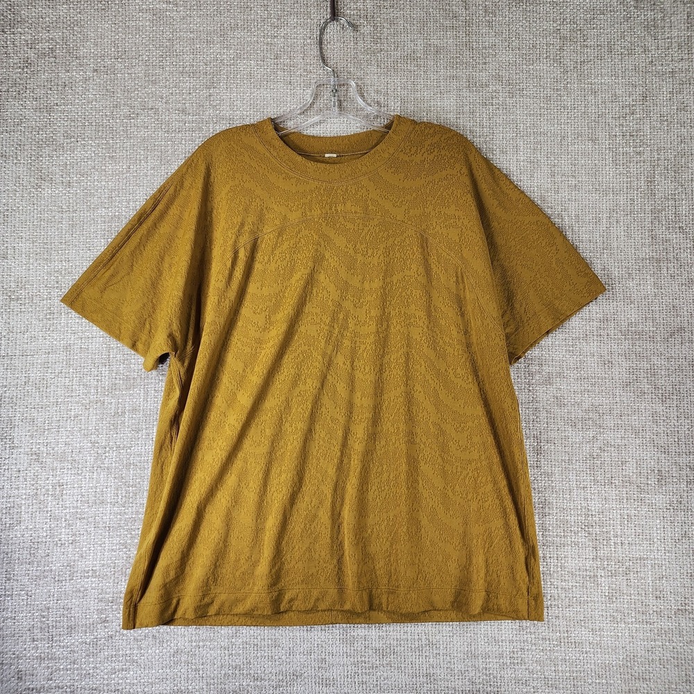 Lululemon Textured Training Shirt Short Sleeve Womens *L Gold Oversized Stretch